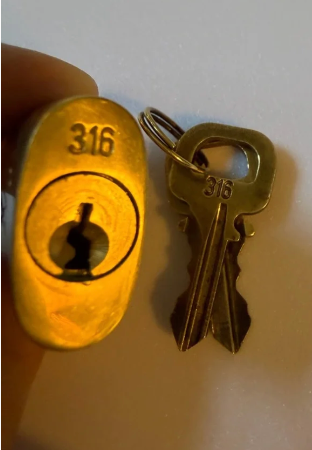 Louis Vuitton Gold-Brass Padlock with 2 Keys #316