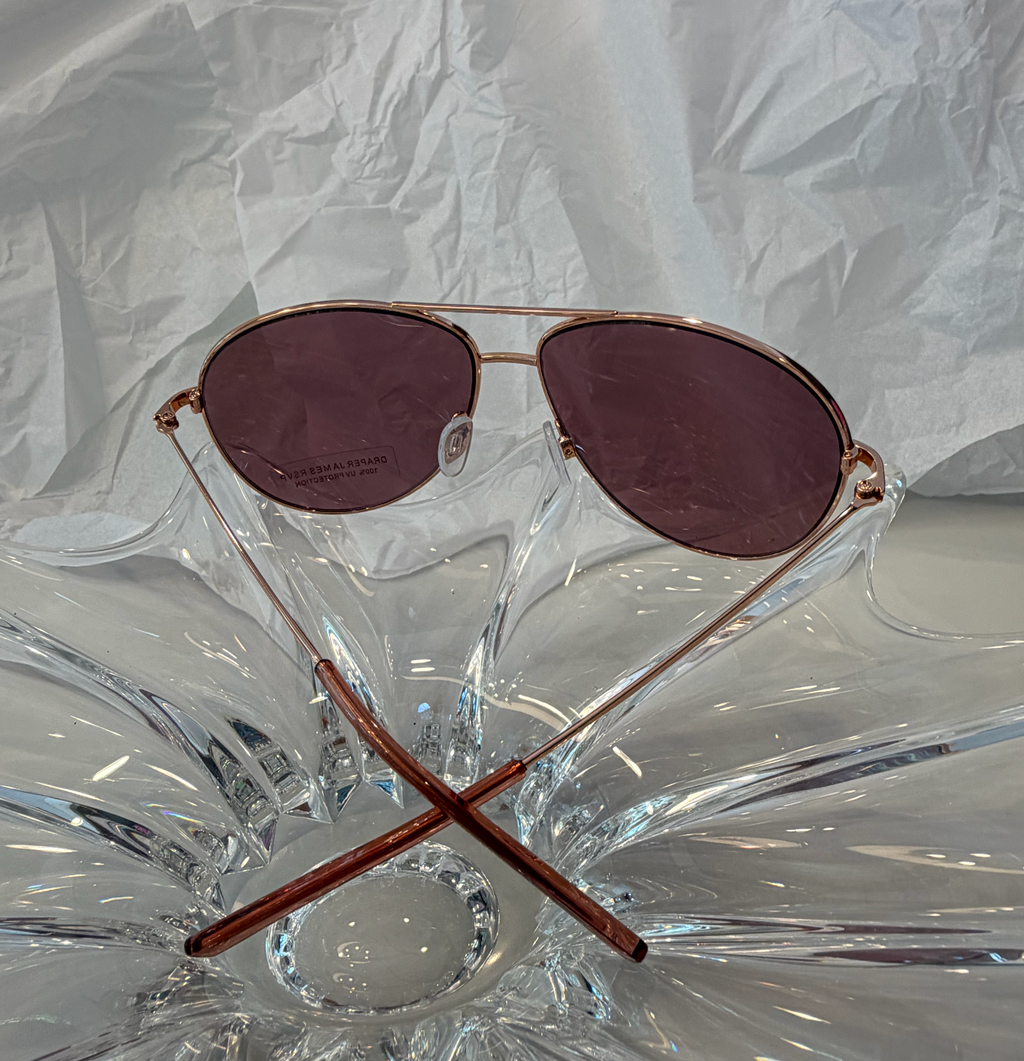 Draper James DJ9028 rose gold aviator sunglasses with original navy hard case