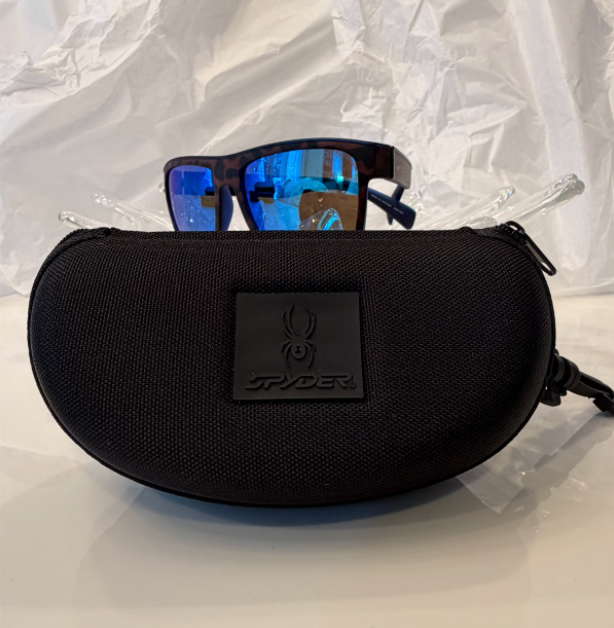 Spyder SP6014 polarized sunglasses with original black Spyder zip hard case