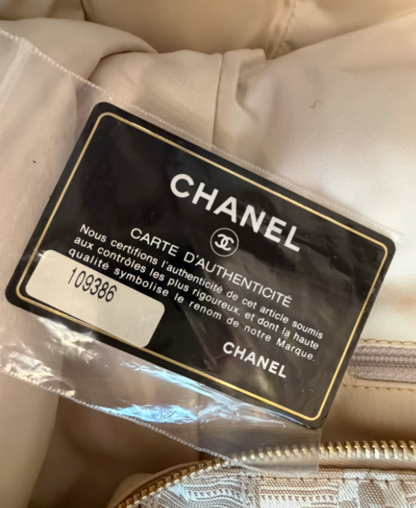 Chanel Carte d'Authenticite serial 109386