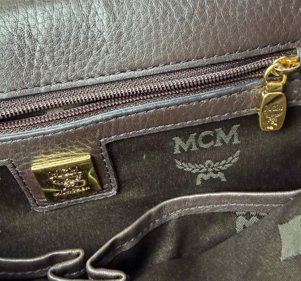 MCM Visetos interior open showing lining and compartments