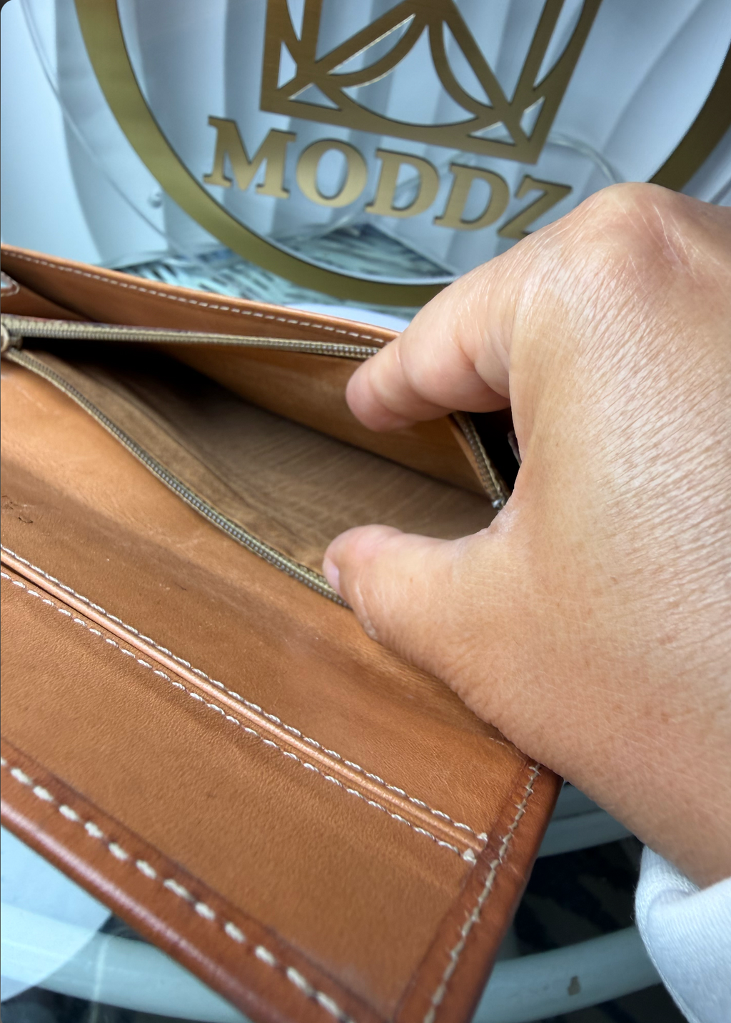 Céline Macadam wallet snap closure detail