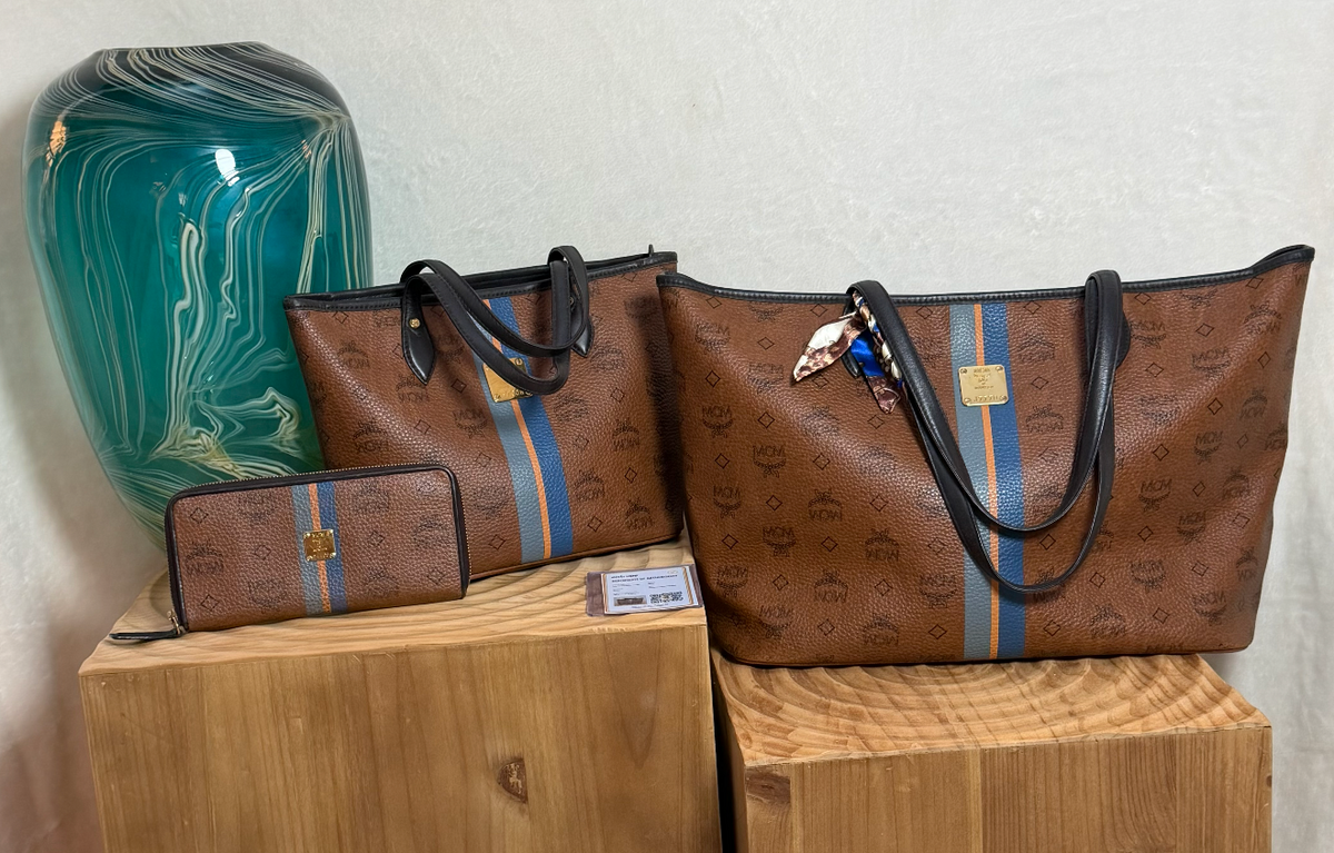 MCM Cognac Visetos Large Tote - interior