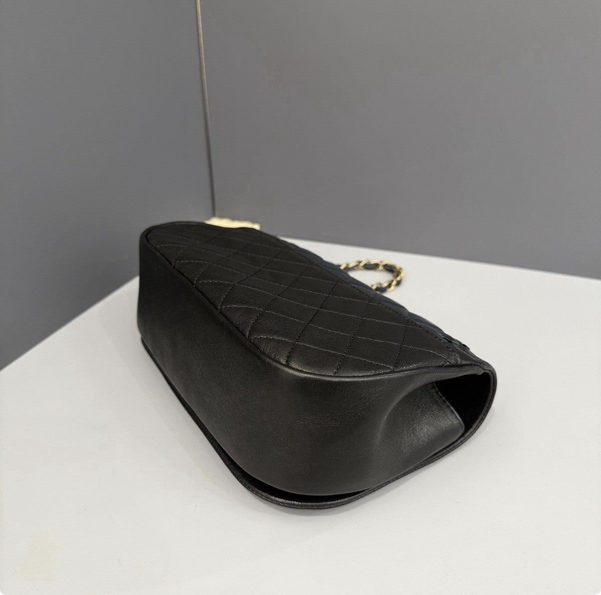 Authentic Chanel Lambskin Blue Black Diamond Quilted Shoulder Bag 2018