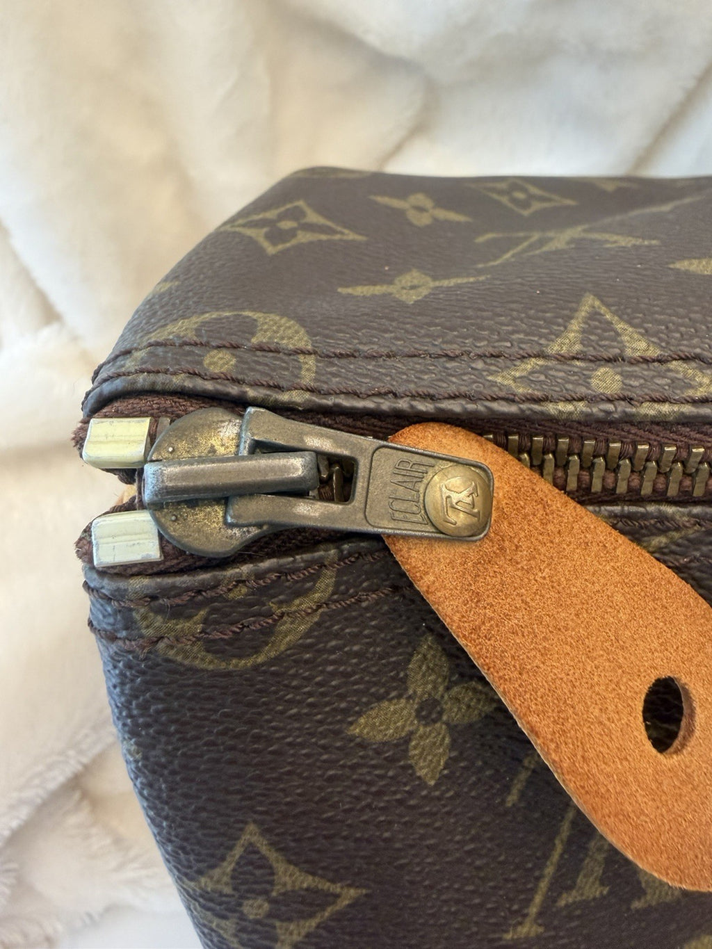 Louis Vuitton Speedy Duffle 35 Brown Canvas Monogram