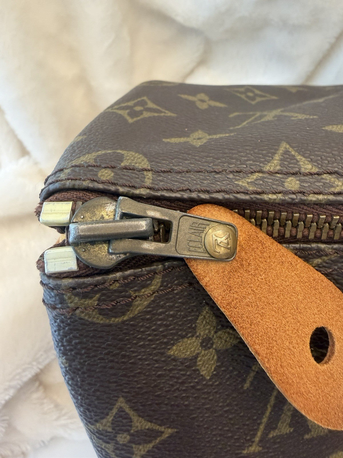 Louis Vuitton Speedy Duffle 35 Brown Canvas Monogram