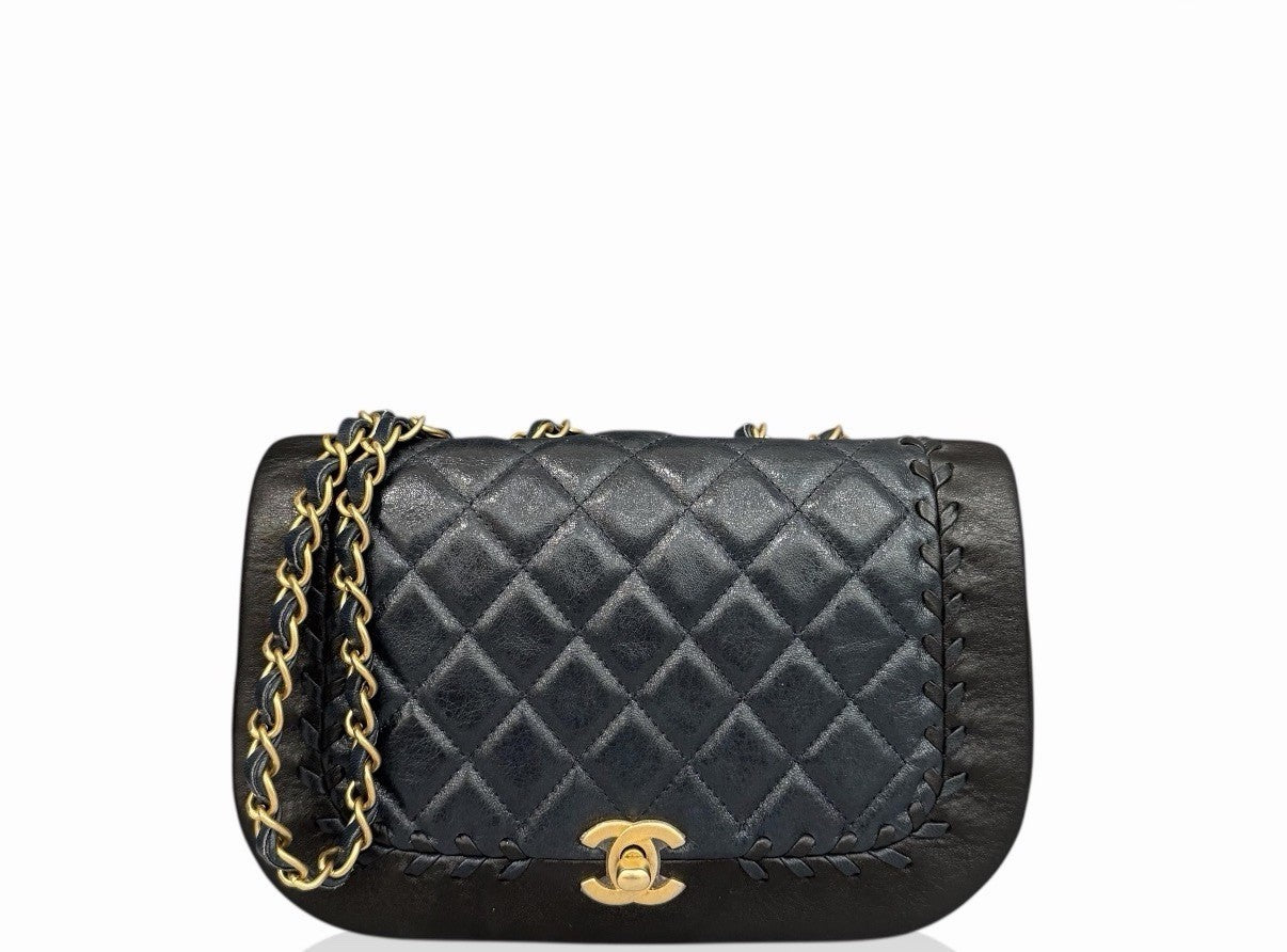 Authentic Chanel Lambskin Blue Black Diamond Quilted Shoulder Bag 2018