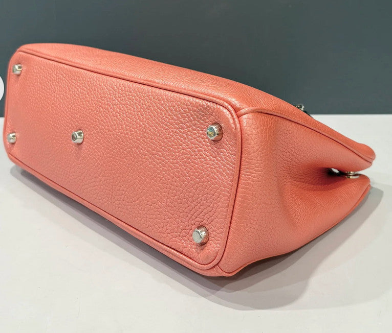 Dior Medium Diorissimo Tote Hammered Calfskin Coral Pink Pearlescent