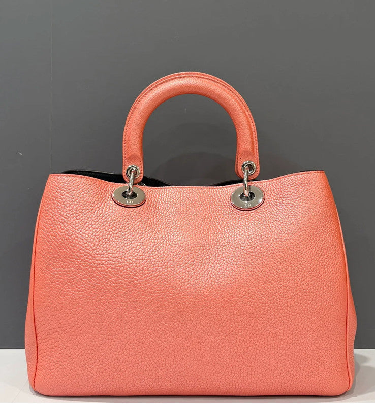 Dior Medium Diorissimo Tote Hammered Calfskin Coral Pink Pearlescent