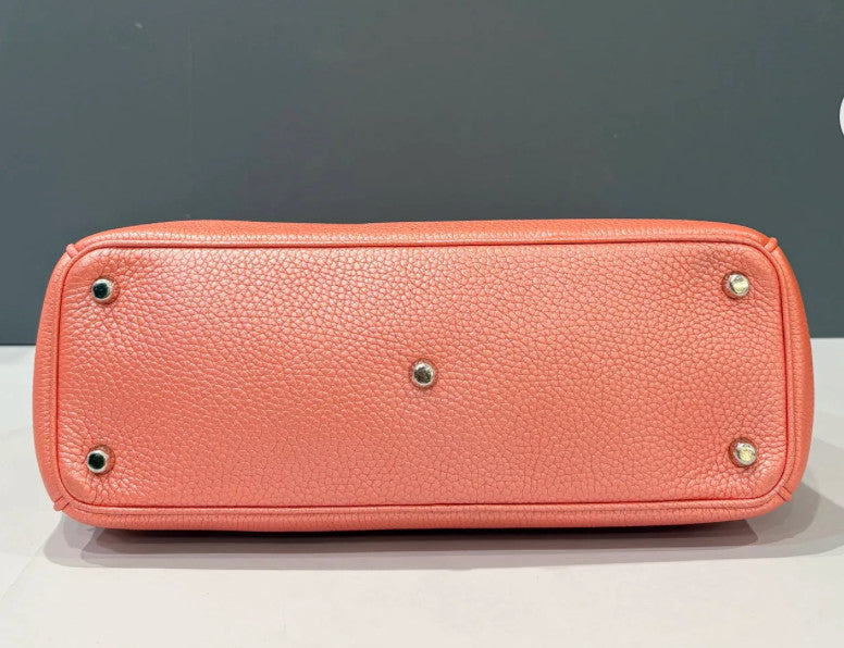 Dior Medium Diorissimo Tote Hammered Calfskin Coral Pink Pearlescent