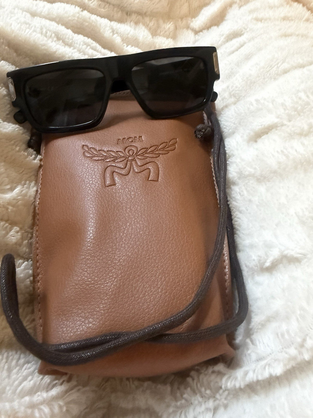 MCM MW0019 01A Black Rectangle Sunglasses w/Leather Crossbody Pouch