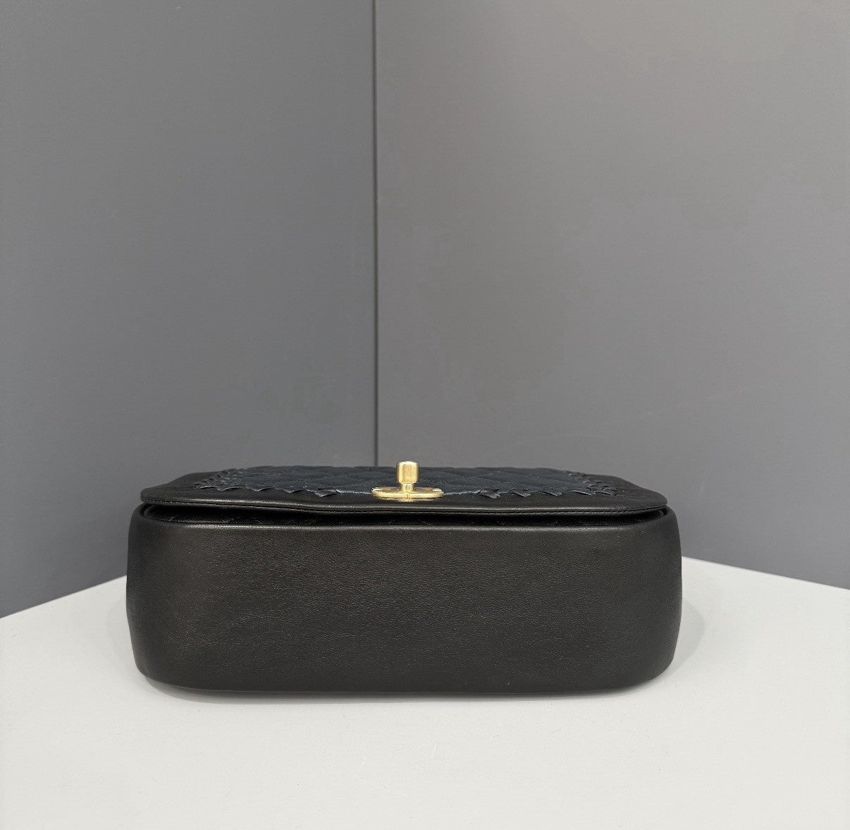 Authentic Chanel Lambskin Blue Black Diamond Quilted Shoulder Bag 2018